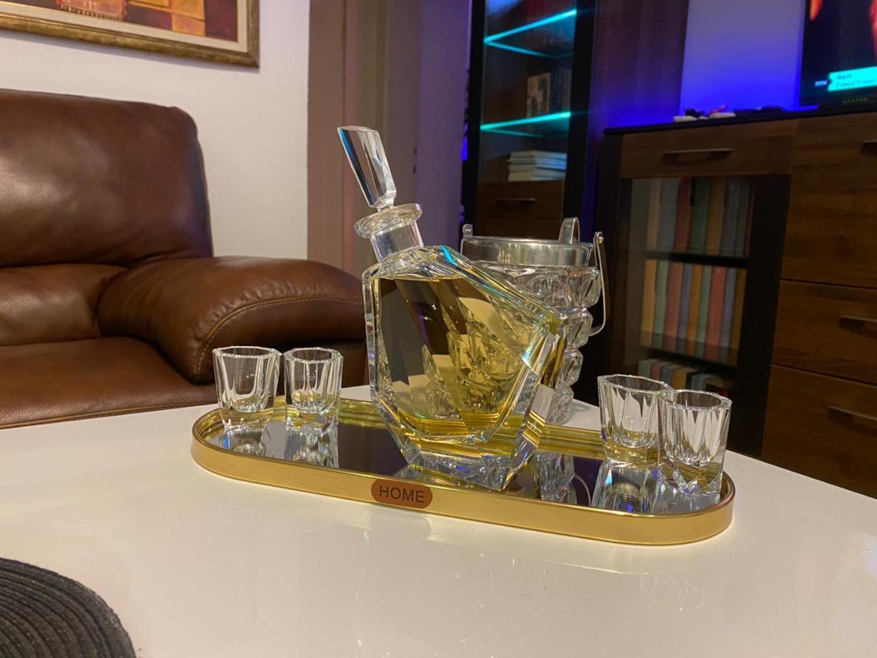 דירות פודגוריצה Stylish King Downtown מראה חיצוני תמונה